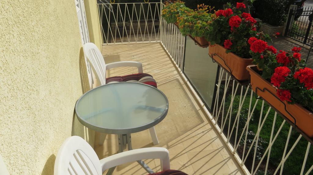 Borna Apartement Новаля Екстер'єр фото
